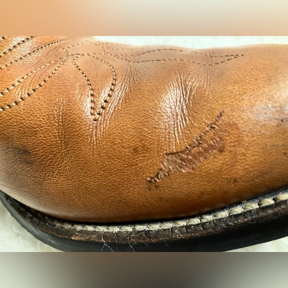 Vintage Honey Tan Leather Heeled Western Boots with Vibram Soles - Picture 8 of 16